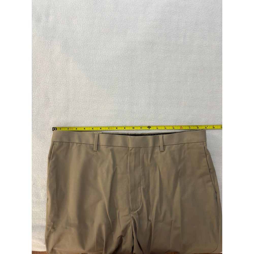 NWT Banana Republic Mens Performance Stretch Slim Fit Chino Pants Khaki 36x30 - Picture 9 of 9